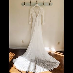 Deirdre | Boho Sleeved Sheath Wedding Dress | Maggie Sottero